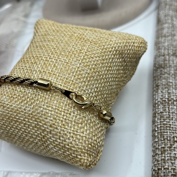 🖤 Vintage 8" Braided Gold-Tone & Black Thread Bracelet - Picture 4 of 8